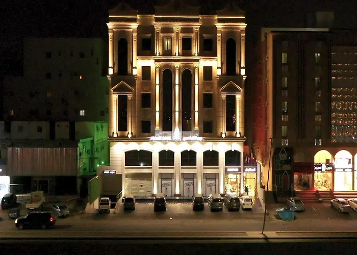 Violet Rose Aprit Hotel