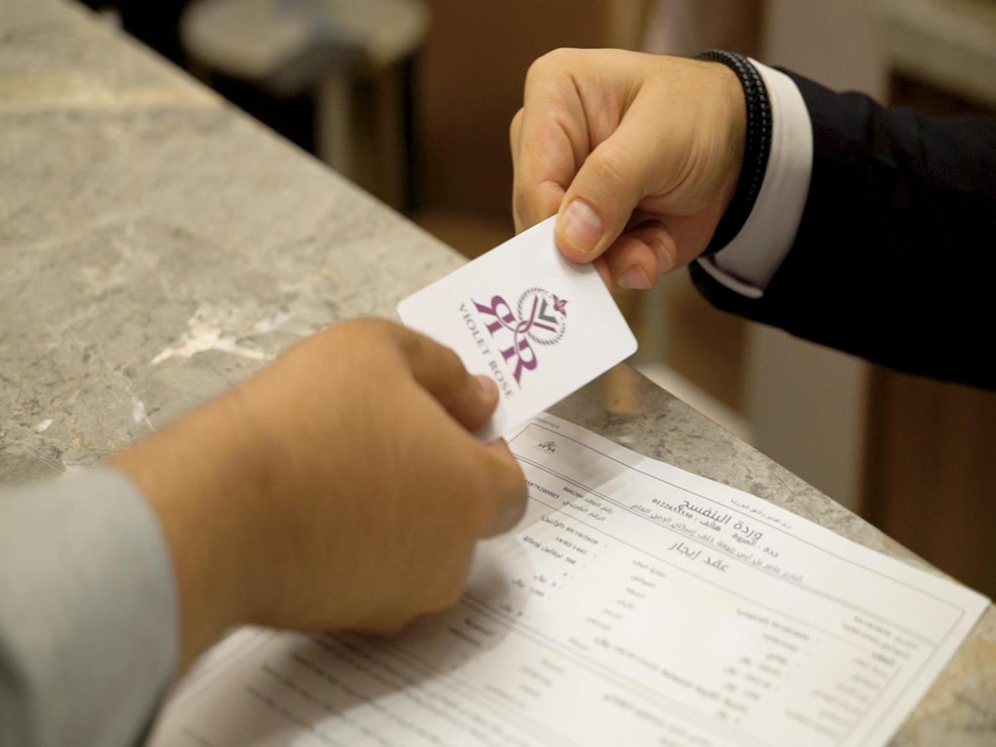 Violet Rose Aprit * Jeddah